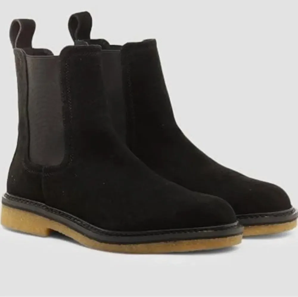 Saint Morta Men's Chunky Chelsea Boots Size 12 EU 46 Black Suede Gum NIB